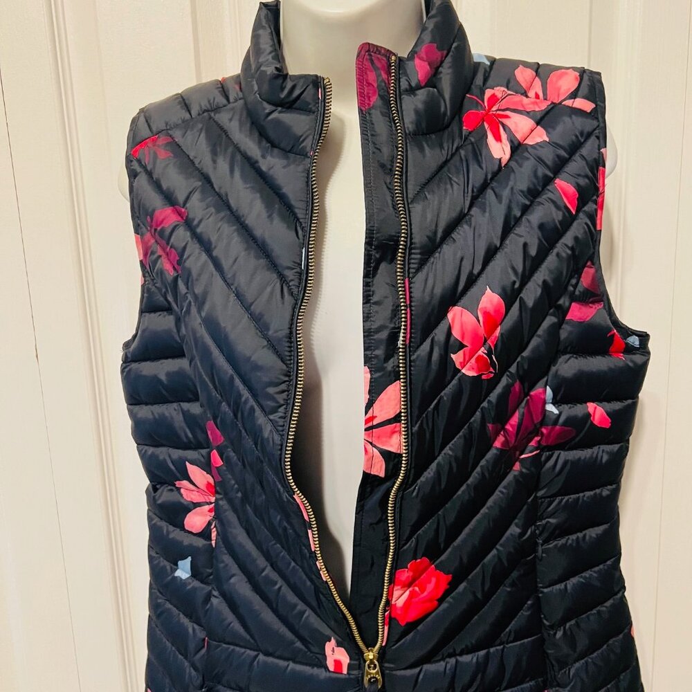 Joules-Women's Puffer Floral Navy Blue Vest-Great Britain-Size 8 US-Warm-Travel - Picture 1 of 16